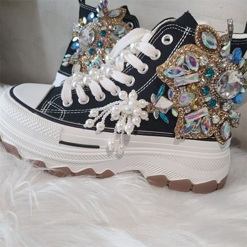 Thick Sole High Top Nailed Bea - огляд і ціна Women'S Shoes Hands Free