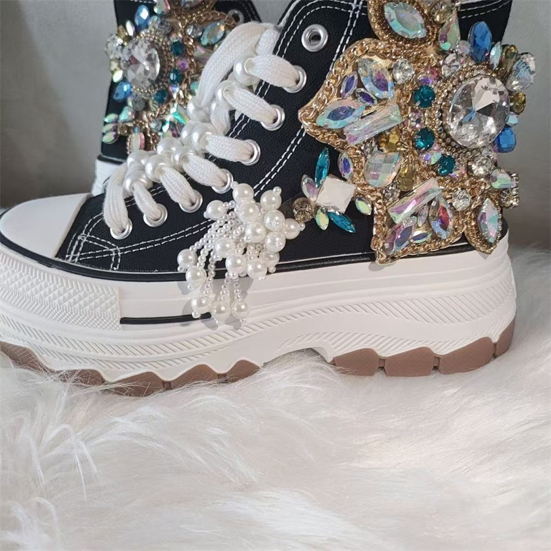 Thick Sole High Top Nailed Bea - огляд і ціна Women'S Shoes Hands Free