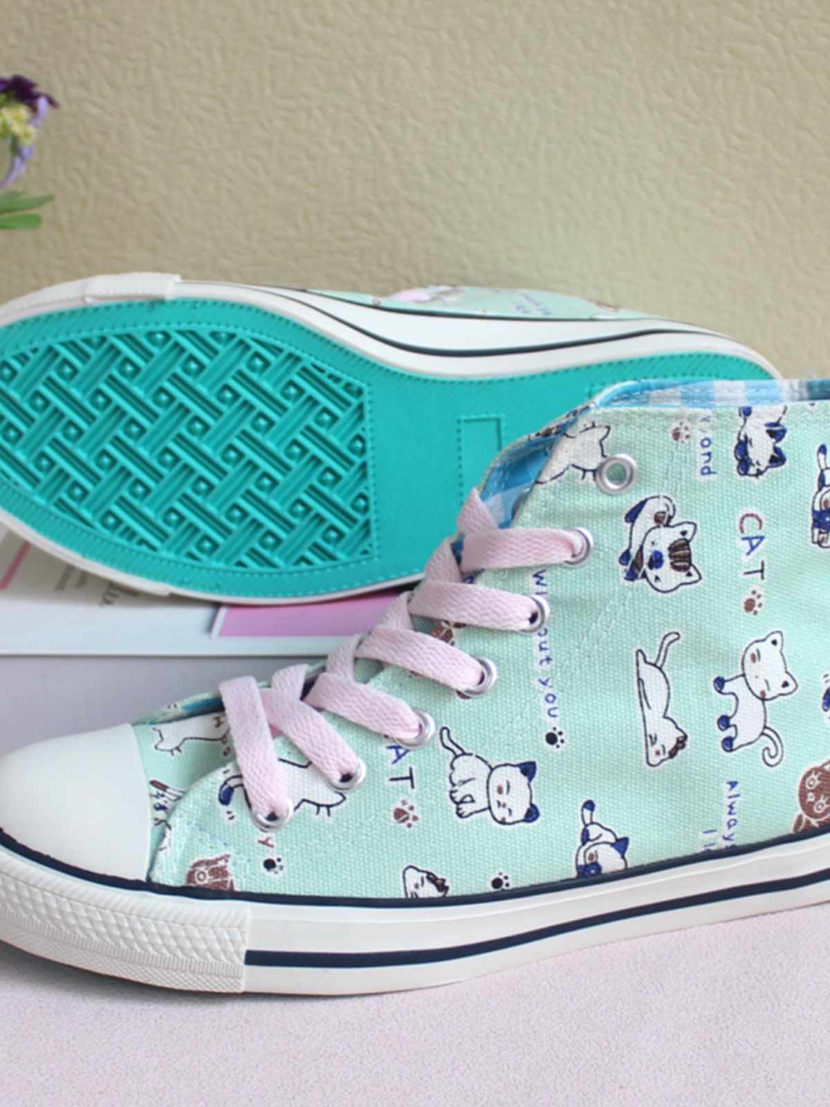 Cartoon Hand-painted New High  - огляд і ціна Women'S Shoes Hands Free